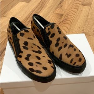 Men’s bailman leopard skate shoes.
